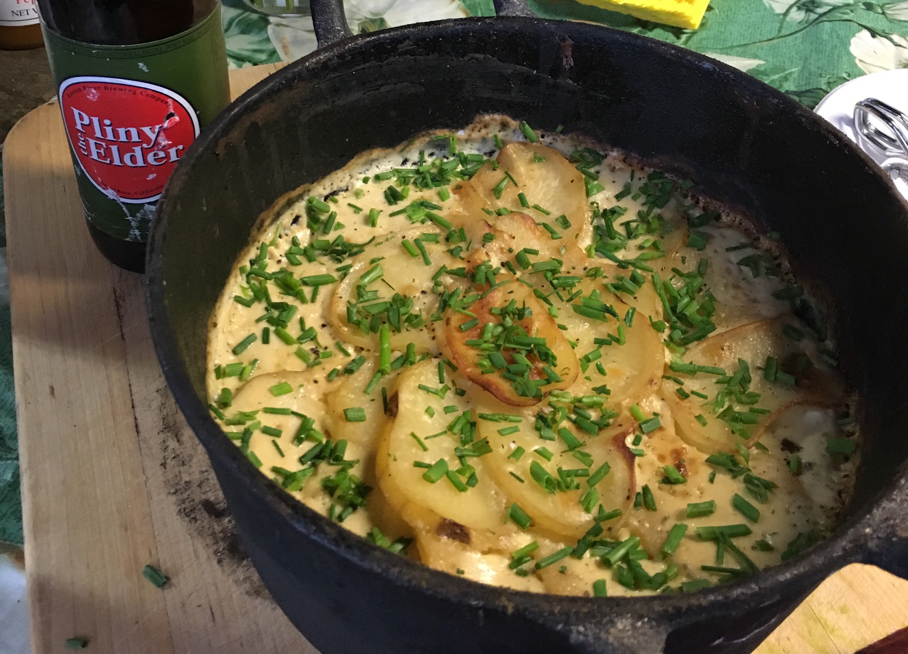 Cast Iron Potatoes au Gratin